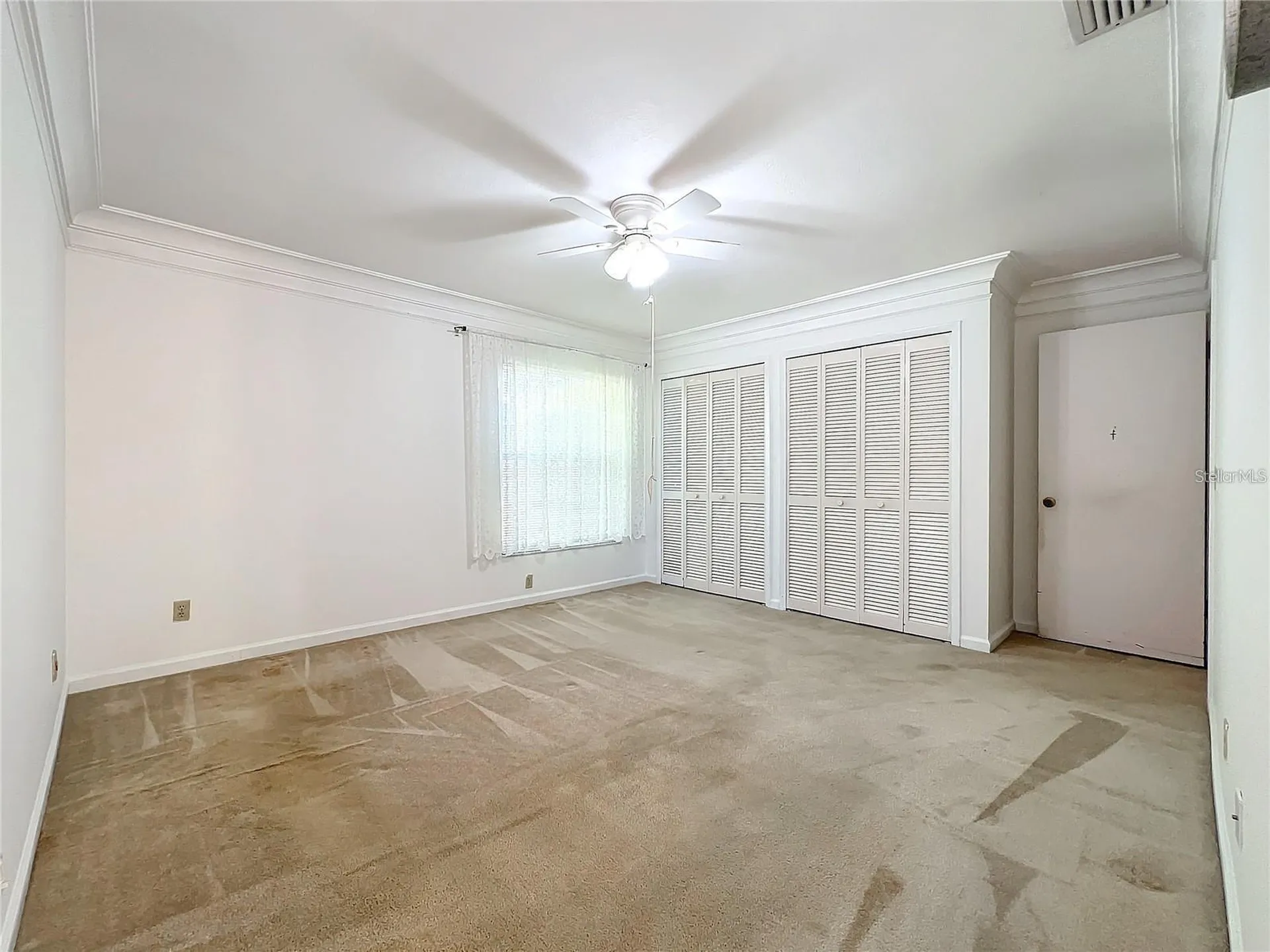 117 Red Rose Circle Orlando FL 32835