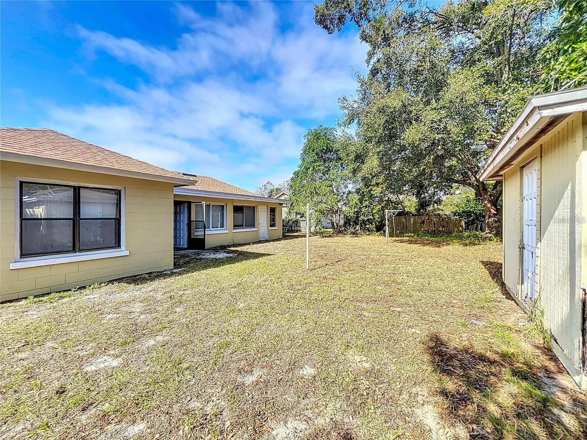 117 Red Rose Circle Orlando FL 32835