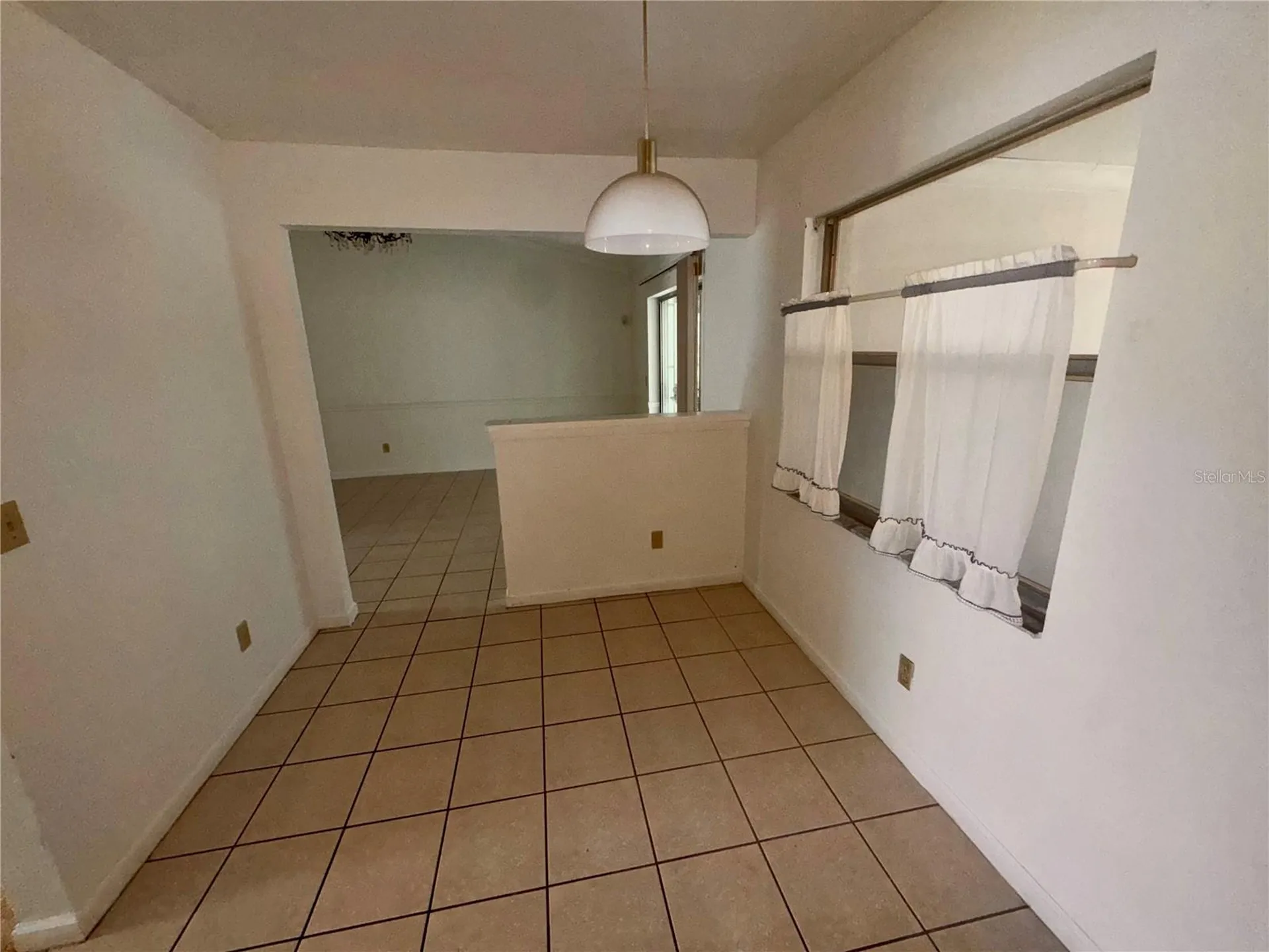 117 Red Rose Circle Orlando FL 32835