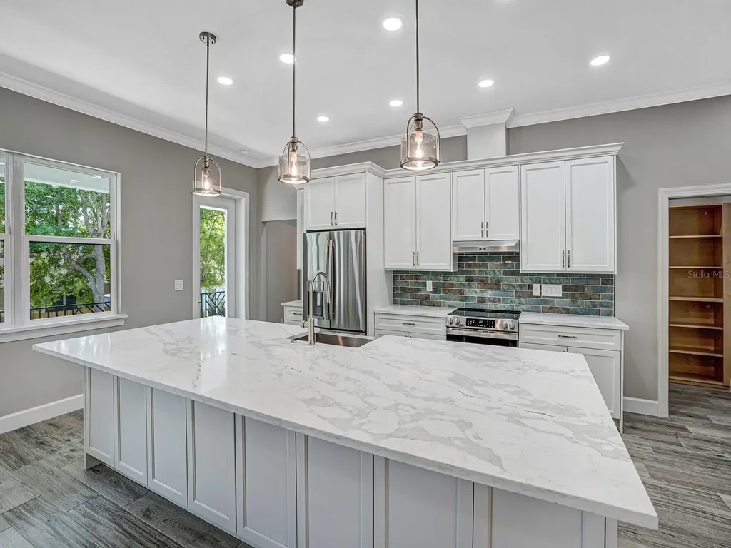 108 Irwin Street E Safety Harbor FL 34695
