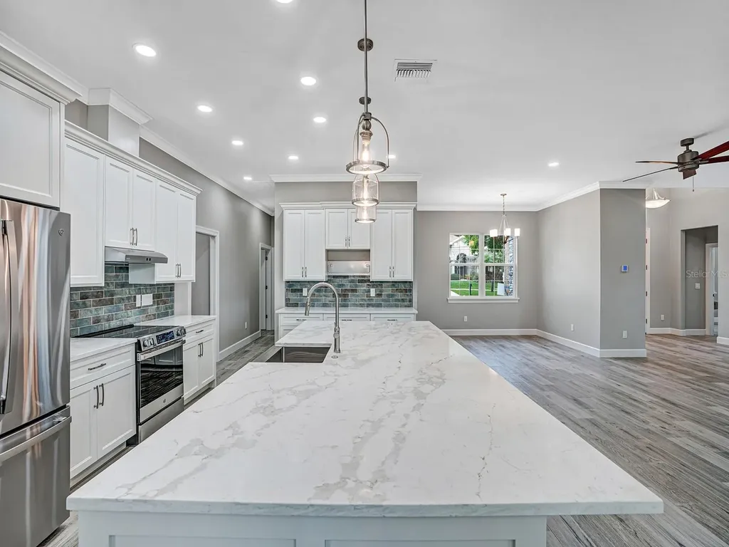 108 Irwin Street E Safety Harbor FL 34695