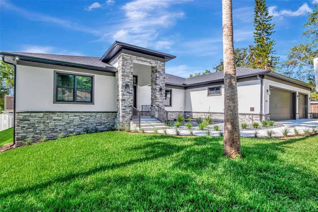 108 Irwin Street E Safety Harbor FL 34695