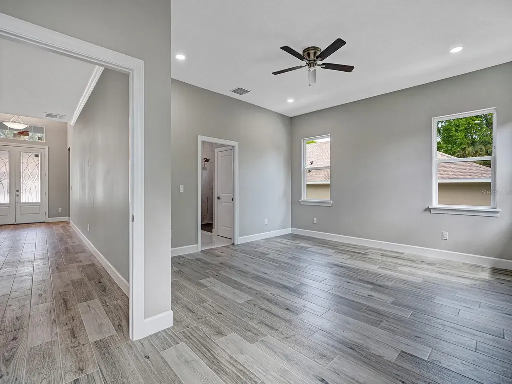 108 Irwin Street E Safety Harbor FL 34695