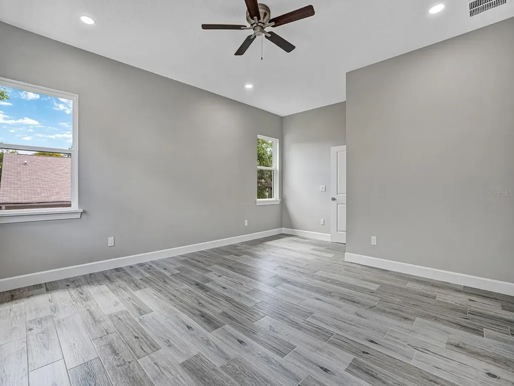 108 Irwin Street E Safety Harbor FL 34695