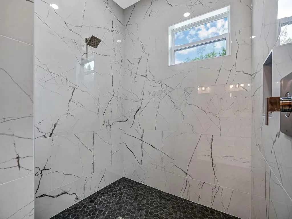 108 Irwin Street E Safety Harbor FL 34695