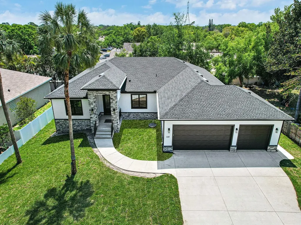 108 Irwin Street E Safety Harbor FL 34695