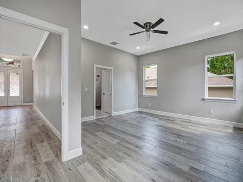 108 Irwin Street E Safety Harbor FL 34695