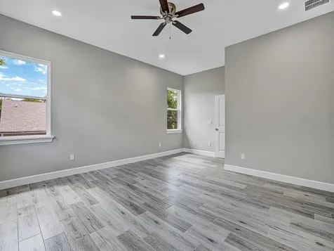 108 Irwin Street E Safety Harbor FL 34695