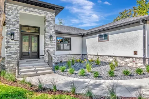 108 Irwin Street E Safety Harbor FL 34695