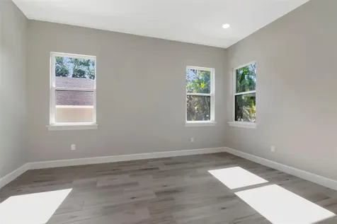 108 Irwin Street E Safety Harbor FL 34695