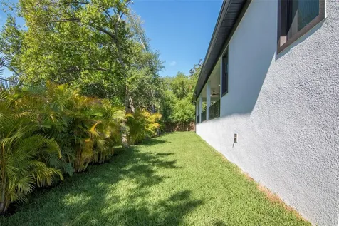 108 Irwin Street E Safety Harbor FL 34695