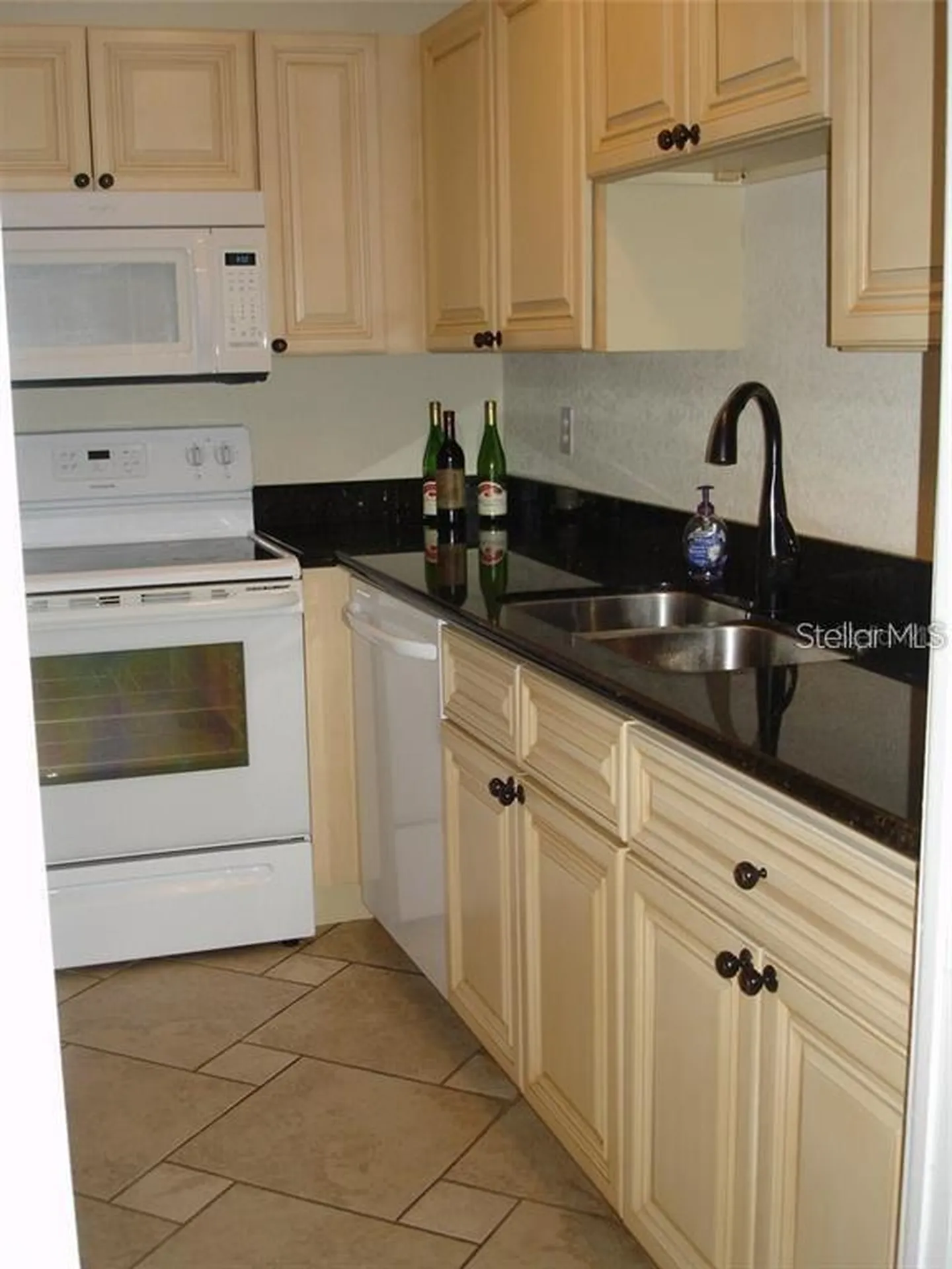 7211 W Country Club Drive N Sarasota FL 34243