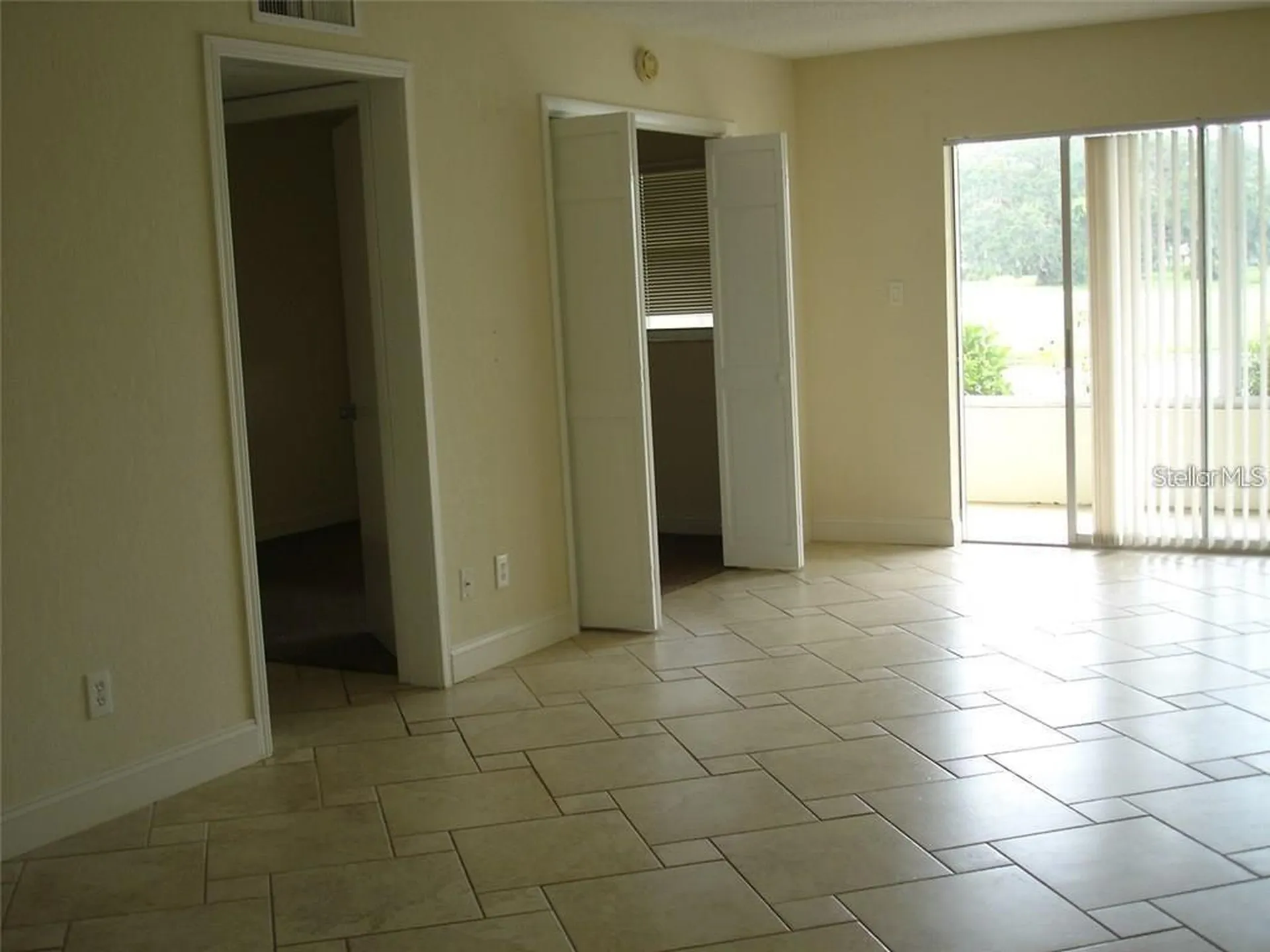 7211 W Country Club Drive N Sarasota FL 34243