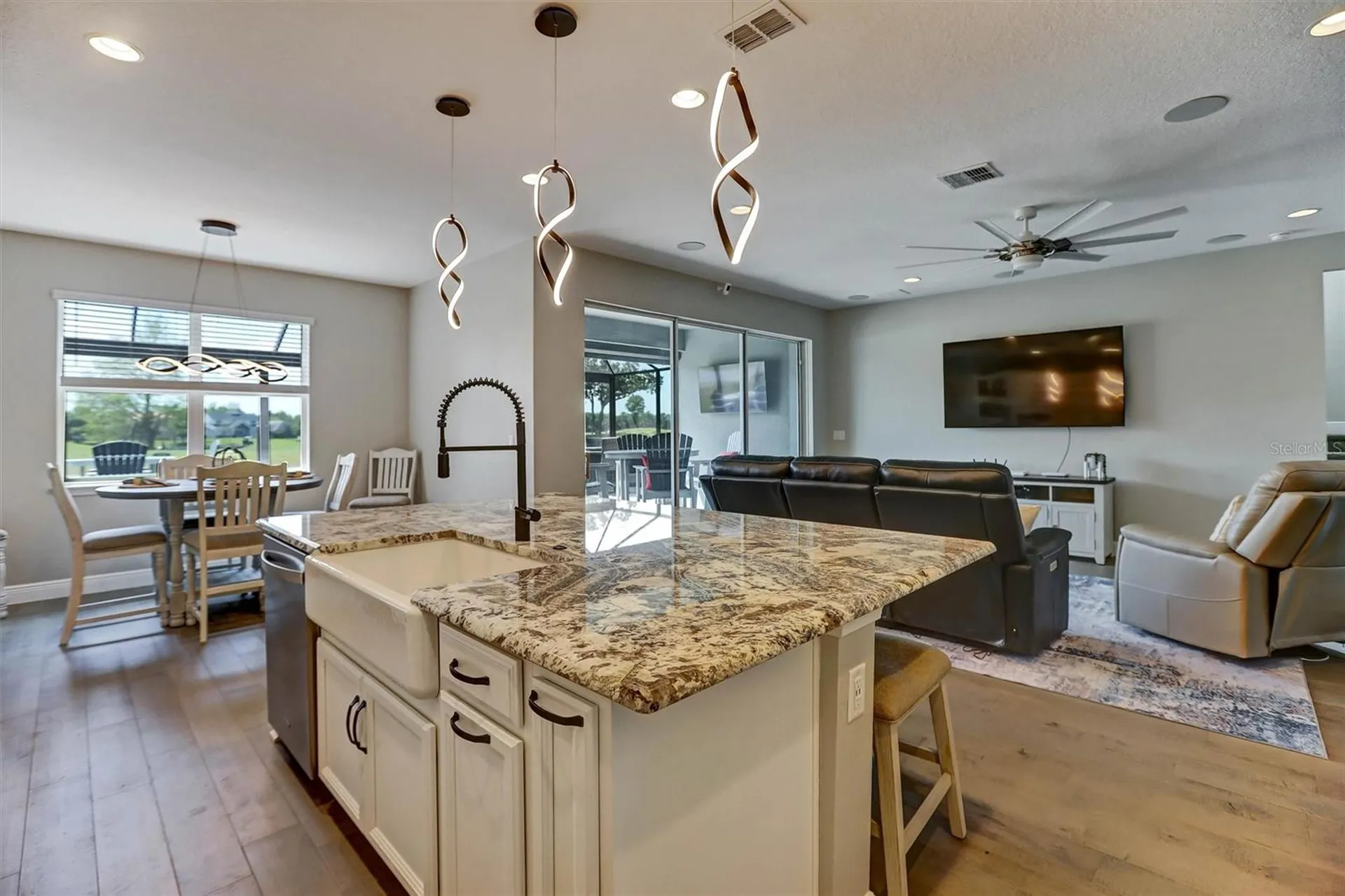 17610 Sawgrass Run Tavares FL 32778