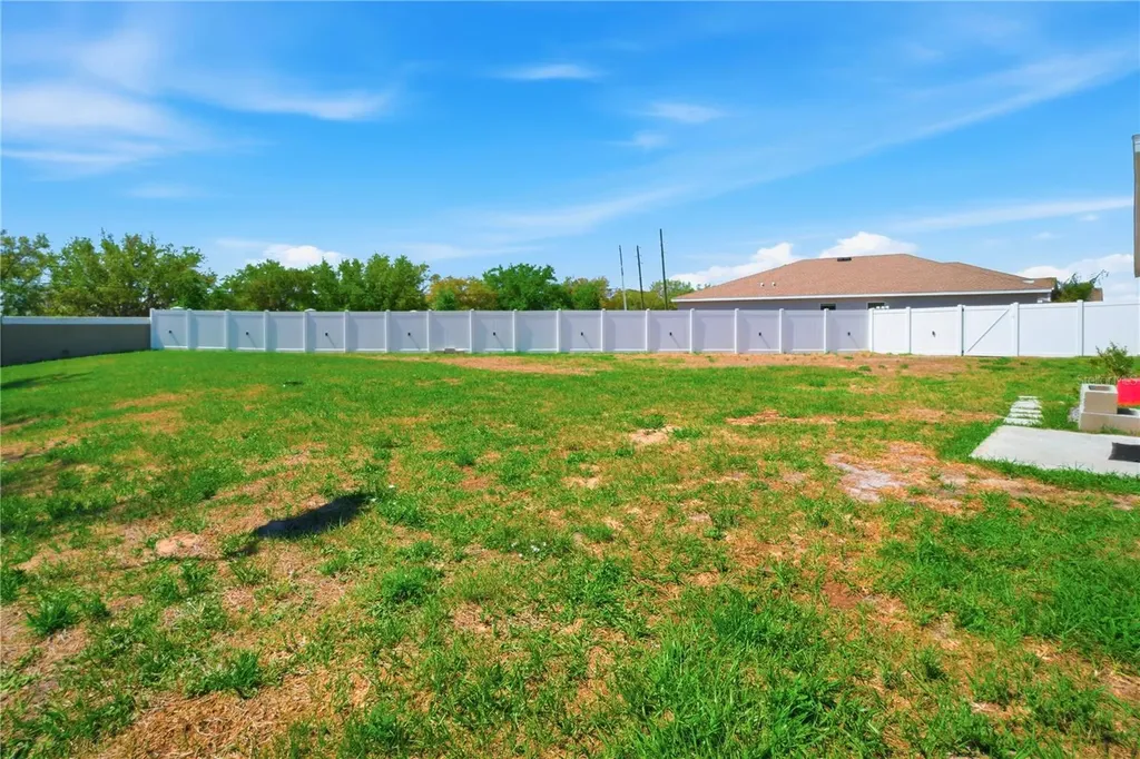 389 Singing Sands Circle Lake Wales FL 33859