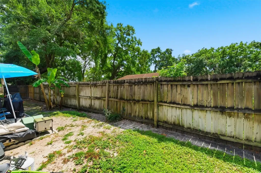4347 Har Paul Circle Tampa FL 33614