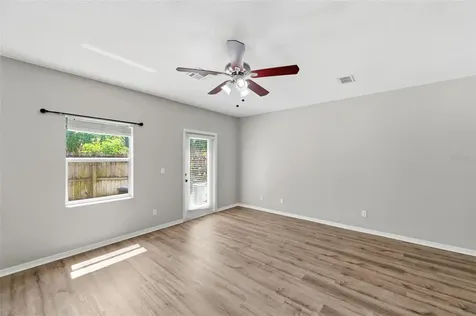 4347 Har Paul Circle Tampa FL 33614