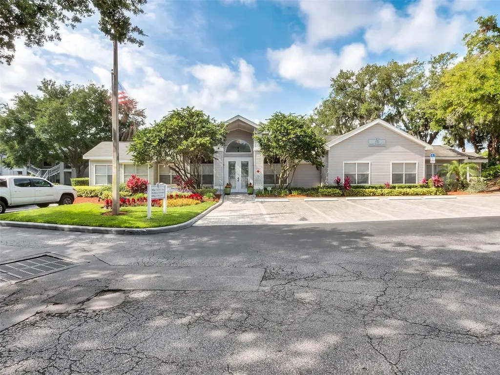 2592 Grassy Point Drive Lake Mary FL 32746