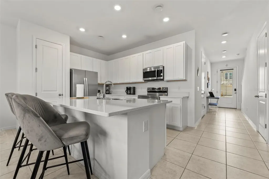 835 Longboat Drive Davenport FL 33896