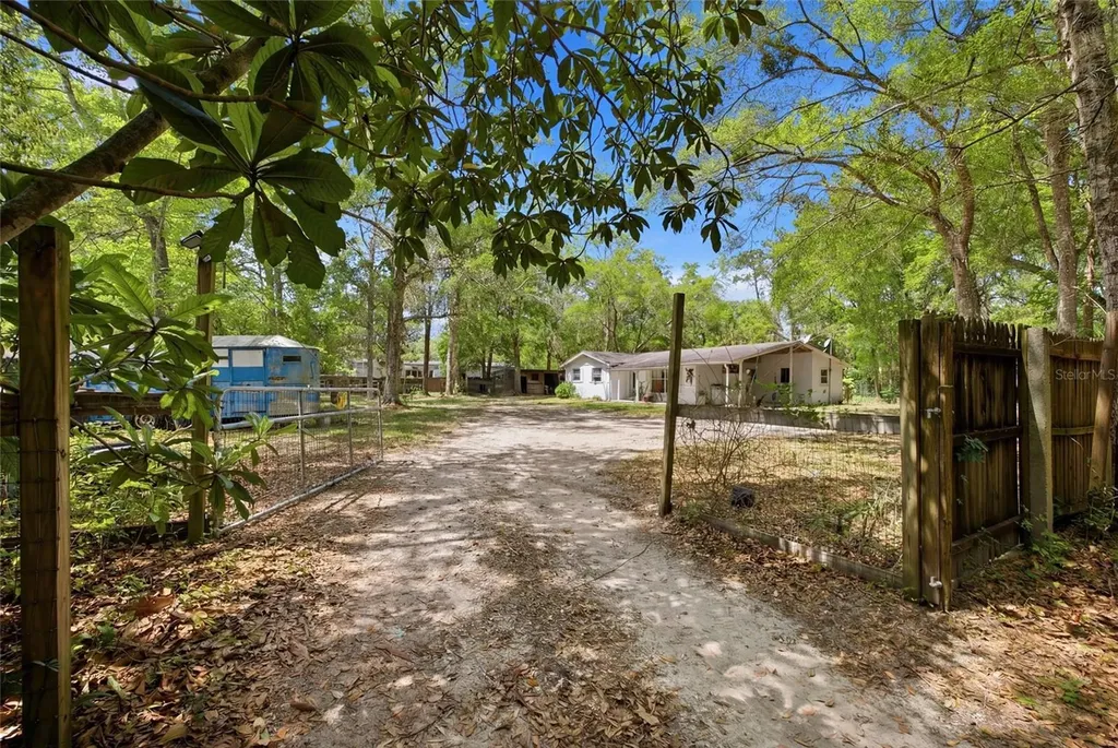 1002 W Jefferson Street Brooksville FL 34601