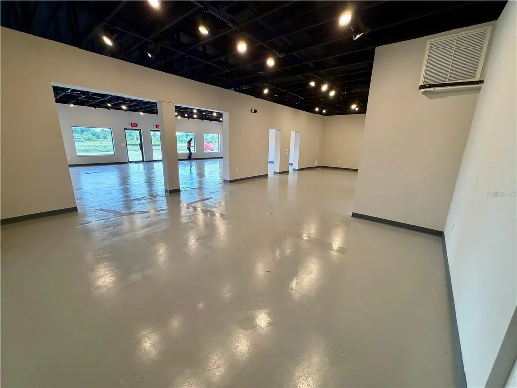 4275 S Access Road Englewood FL 34224