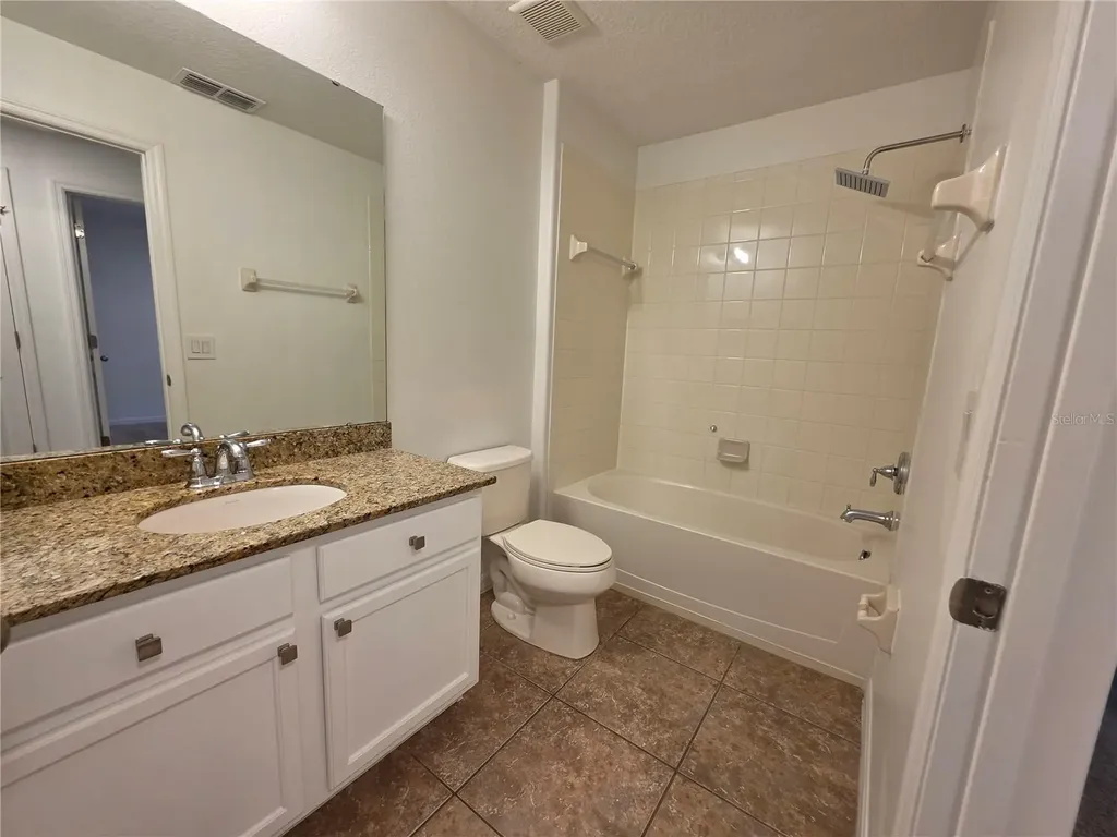 9464 Tawnyberry Street Orlando FL 32832