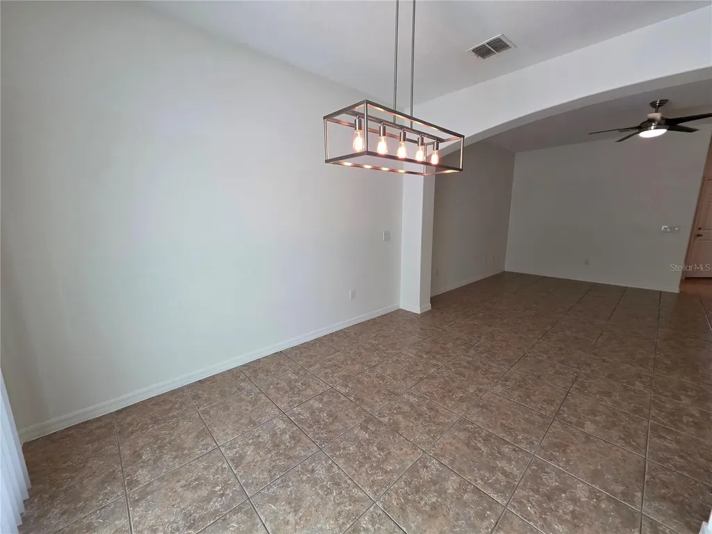 9464 Tawnyberry Street Orlando FL 32832