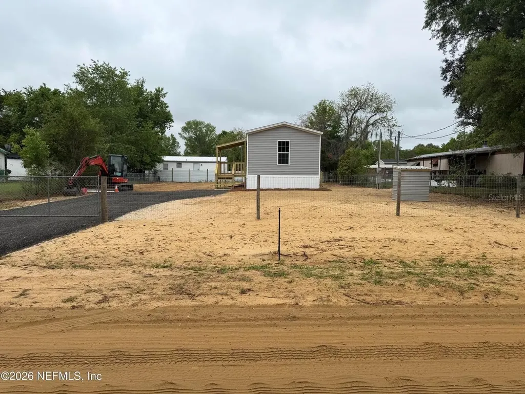 213 Milton Avenue Interlachen FL 32148