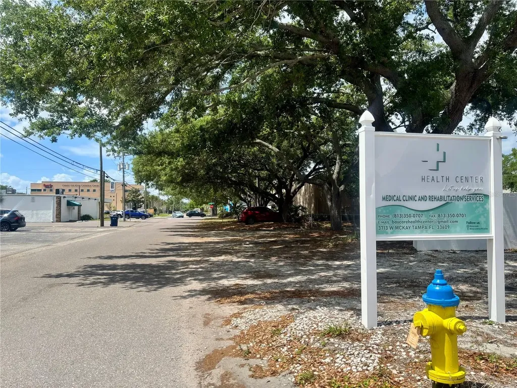 3713 W Mckay Avenue Tampa FL 33609