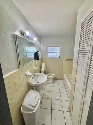 3713 W Mckay Avenue Tampa FL 33609
