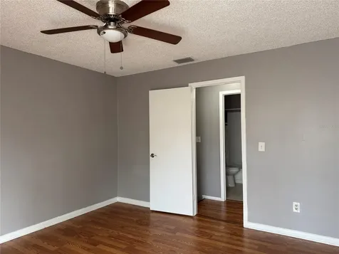 5156 Tennis Court Circle Tampa FL 33617