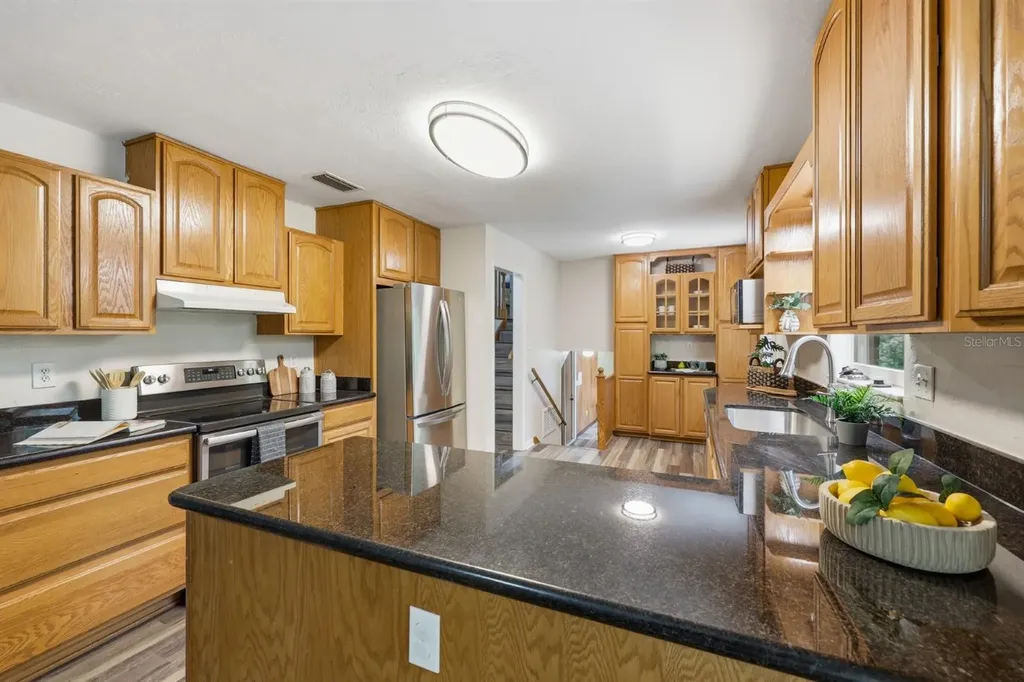 9235 NW 11th Place Gainesville FL 32606