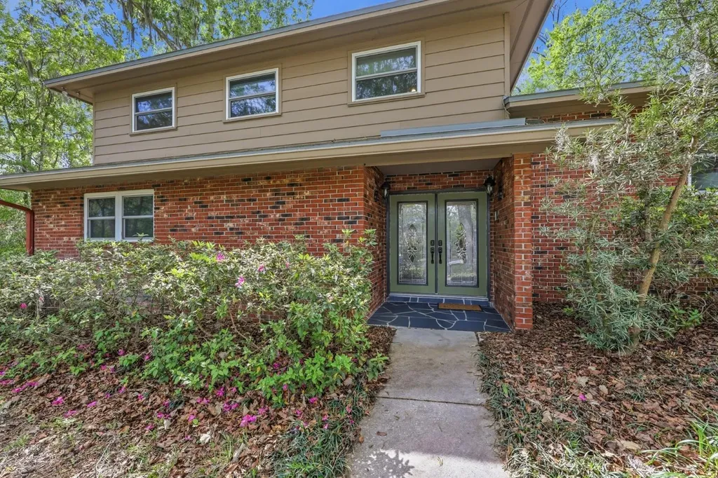 9235 NW 11th Place Gainesville FL 32606