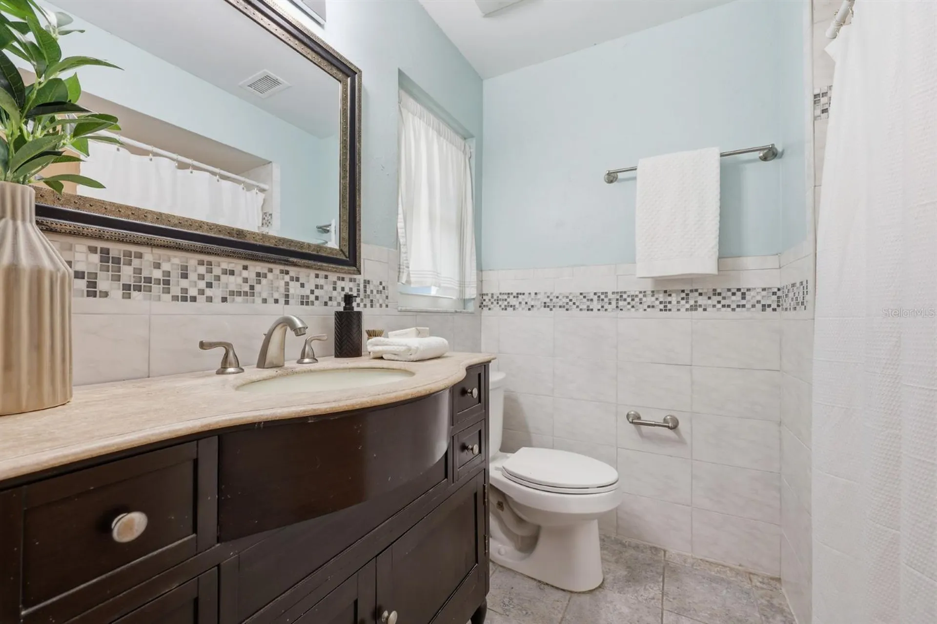 9235 NW 11th Place Gainesville FL 32606