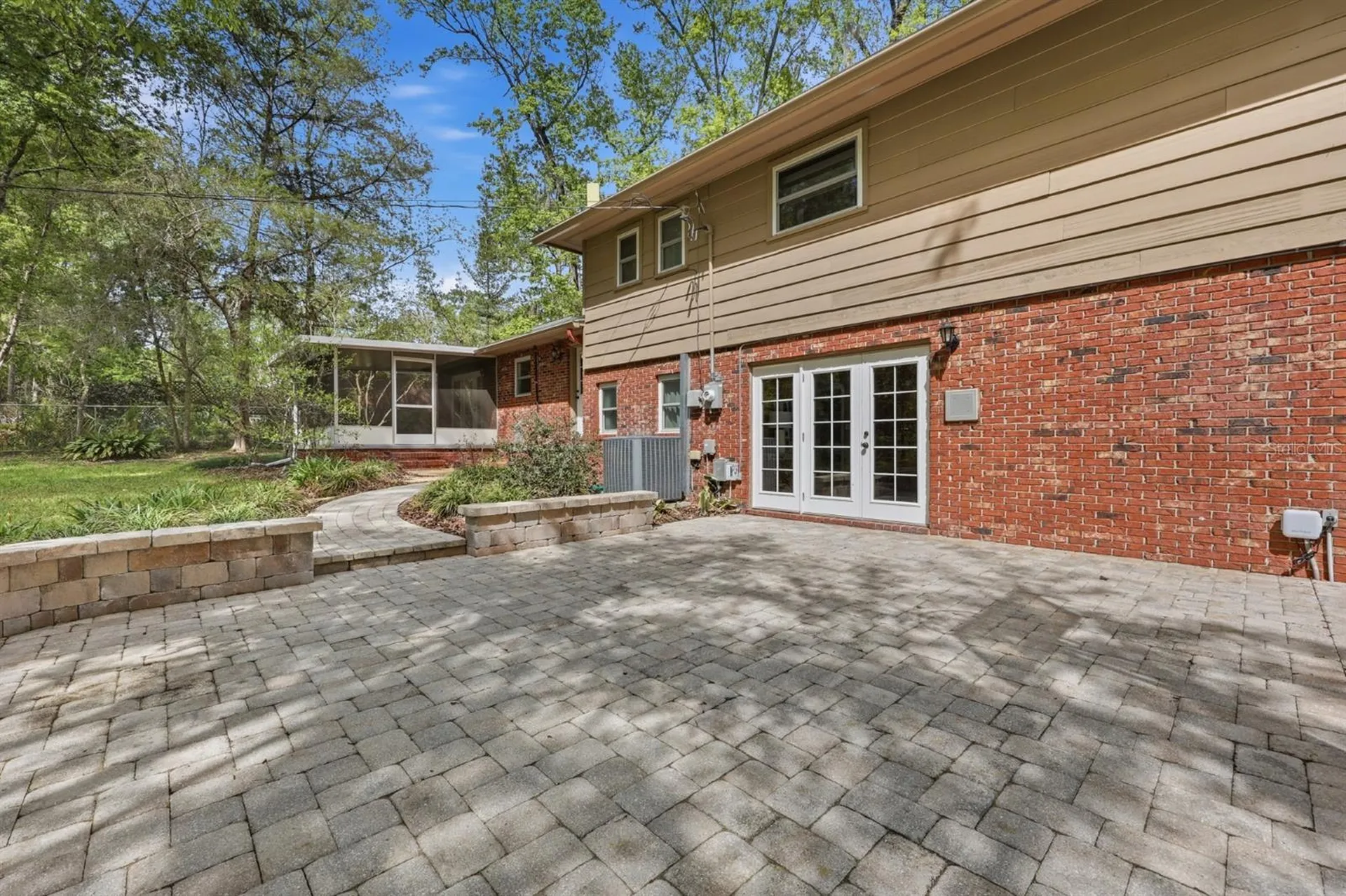 9235 NW 11th Place Gainesville FL 32606