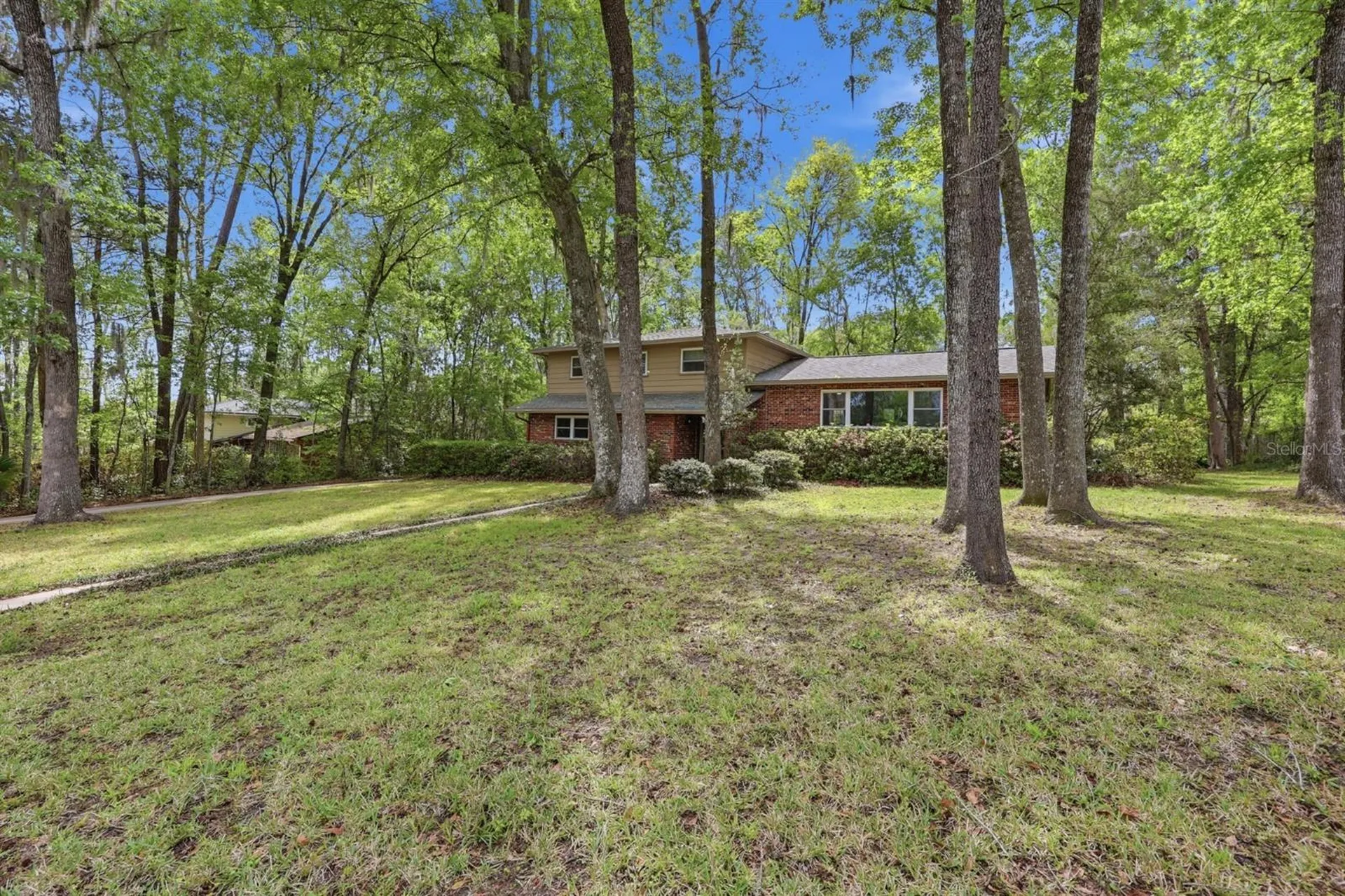 9235 NW 11th Place Gainesville FL 32606
