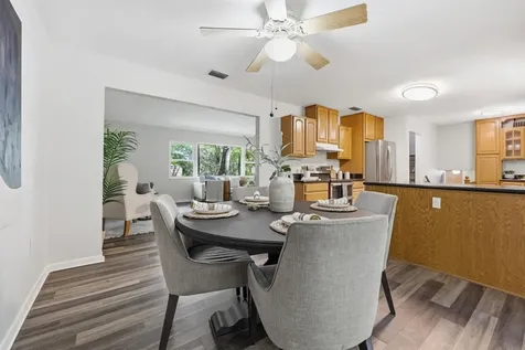 9235 NW 11th Place Gainesville FL 32606