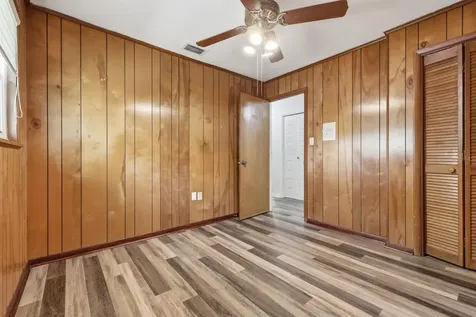9235 NW 11th Place Gainesville FL 32606