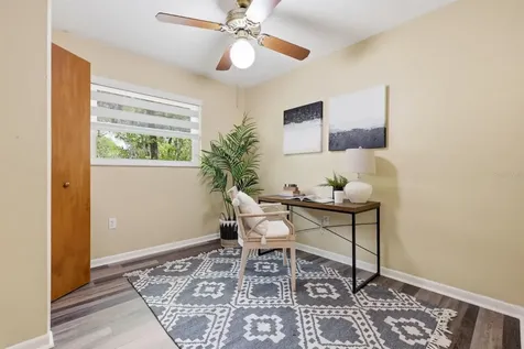 9235 NW 11th Place Gainesville FL 32606
