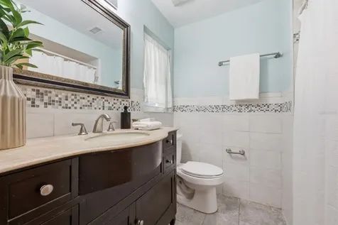 9235 NW 11th Place Gainesville FL 32606