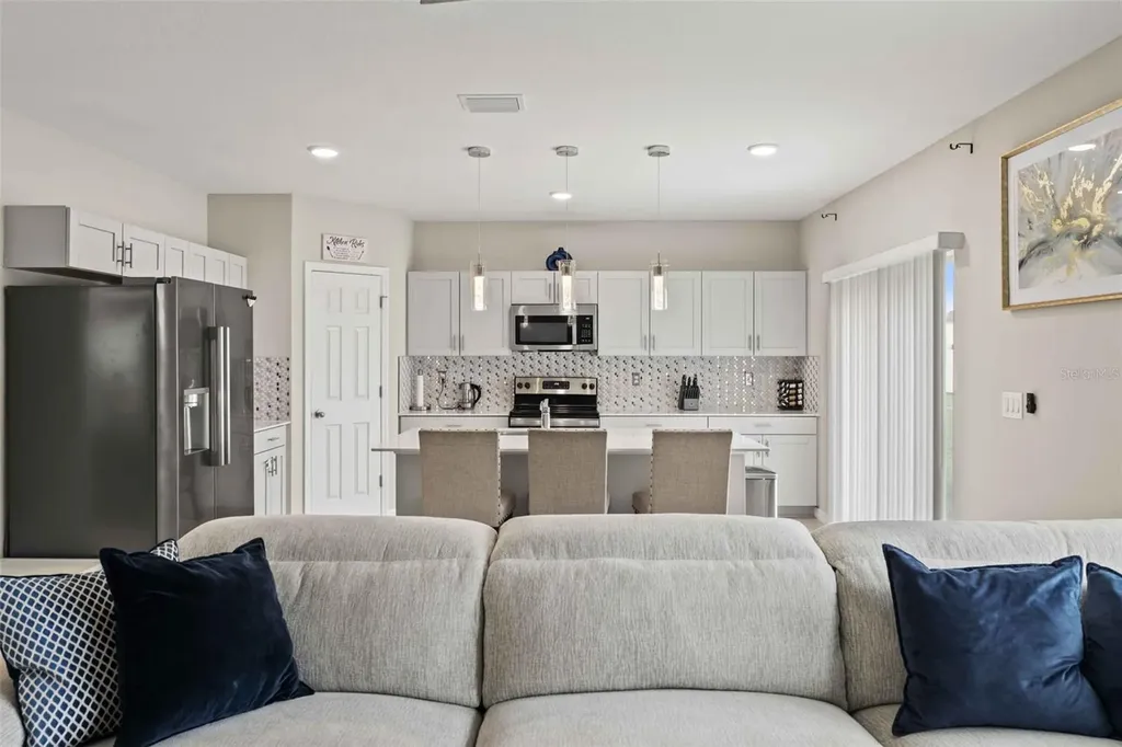 7512 Wallflower Trail Wesley Chapel FL 33545
