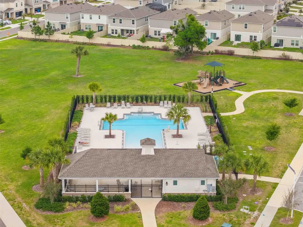 7512 Wallflower Trail Wesley Chapel FL 33545