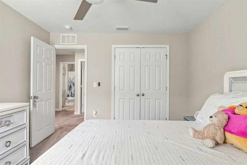 7512 Wallflower Trail Wesley Chapel FL 33545