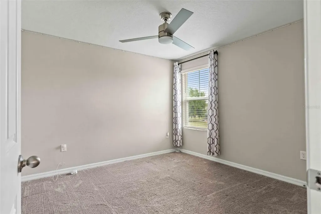 7512 Wallflower Trail Wesley Chapel FL 33545
