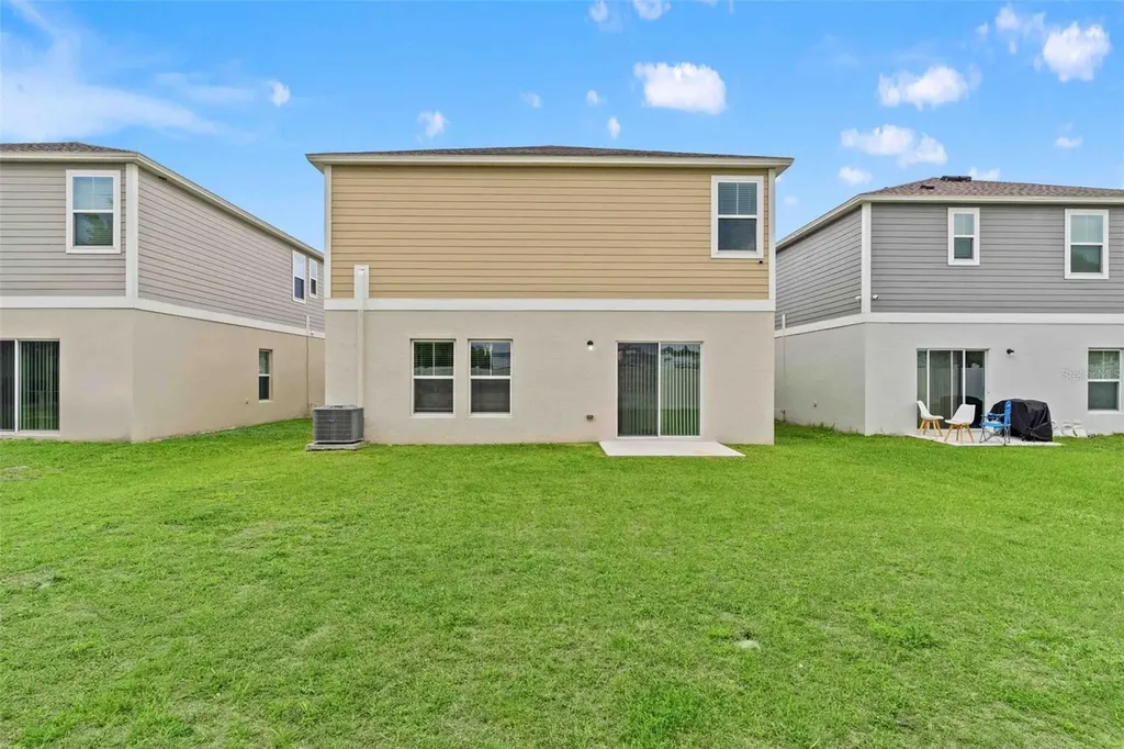7512 Wallflower Trail Wesley Chapel FL 33545