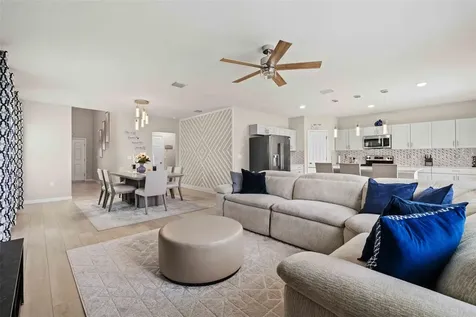 7512 Wallflower Trail Wesley Chapel FL 33545