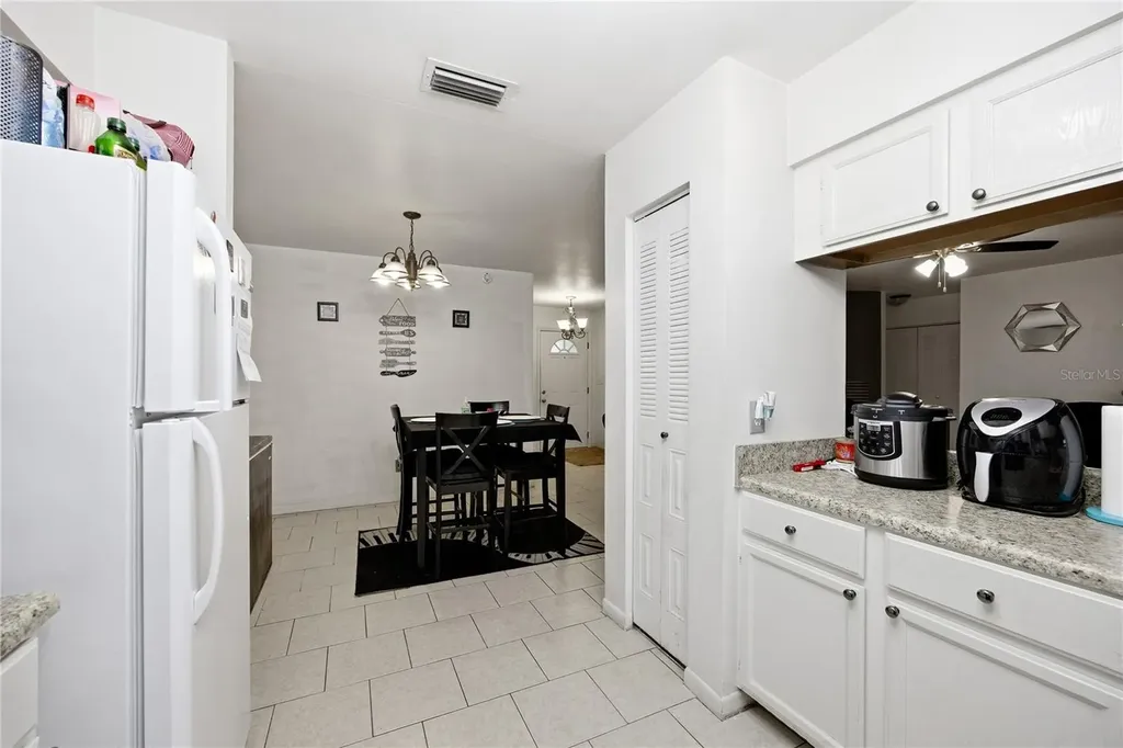 7212 SW 18th Place Gainesville FL 32607