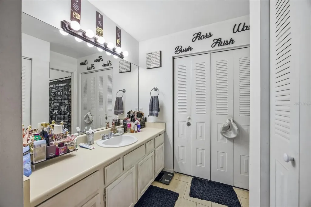 7212 SW 18th Place Gainesville FL 32607