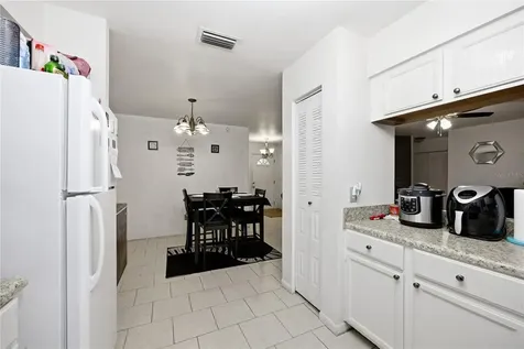 7212 SW 18th Place Gainesville FL 32607