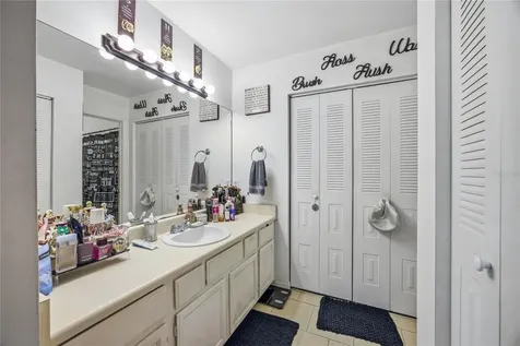 7212 SW 18th Place Gainesville FL 32607